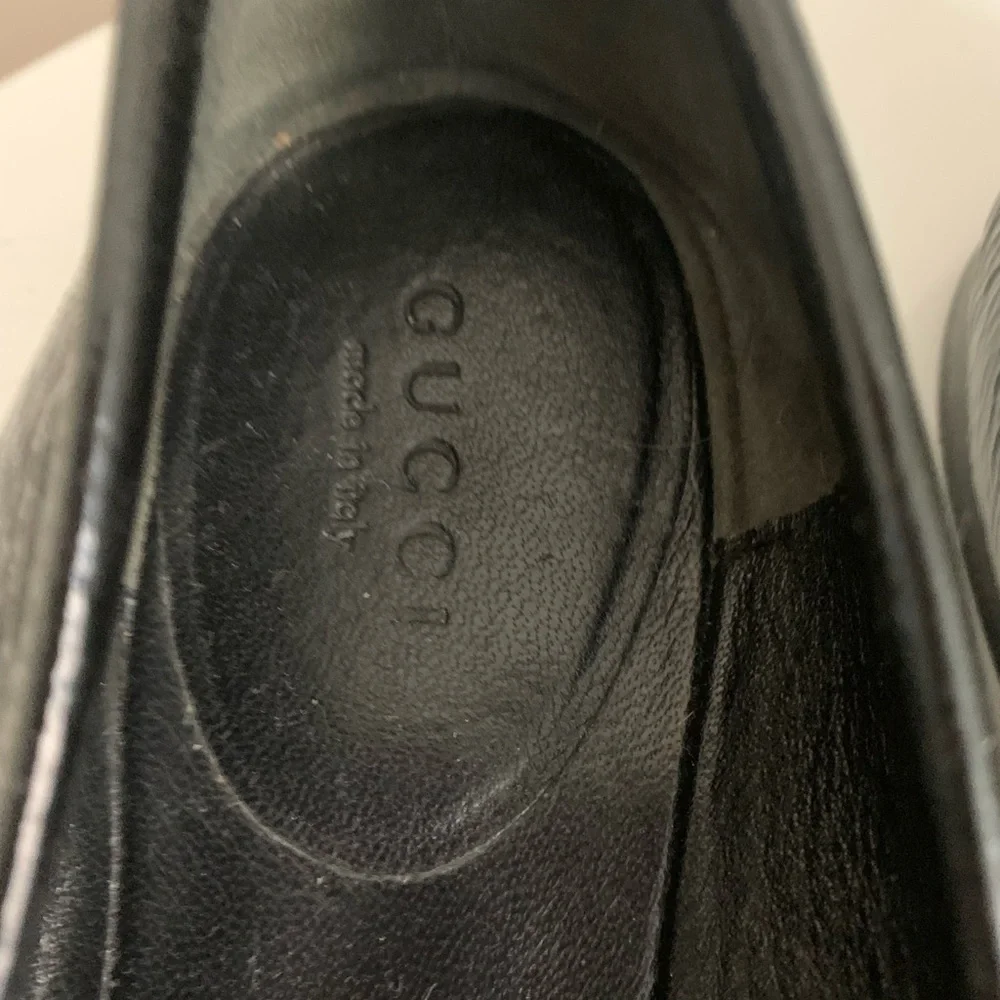 GUCCI FLATS WITH G STITCHED ON TOE SIZE 37 - Picture 3 of 5